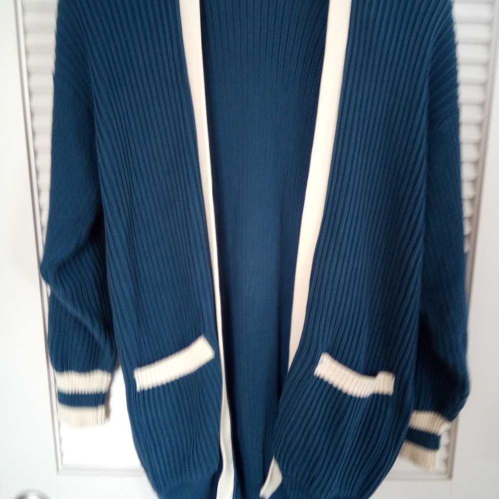 Liz Claiborne Vintage Chunky Heavy Cardigan M